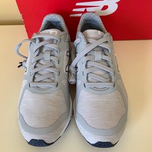 New balance shoes size 5 NWT